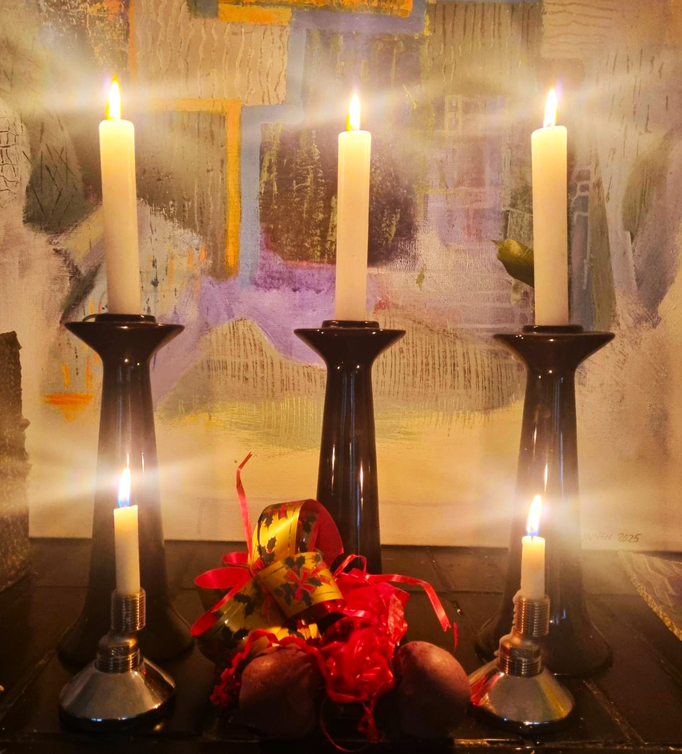 Onnellista, rauhallista ja sopuisaa vuotta 2026